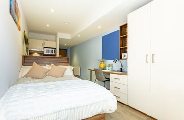 Luxury Studio, Central Studios, 4 Greyfriars Road, City Centre, Reading - Image 3